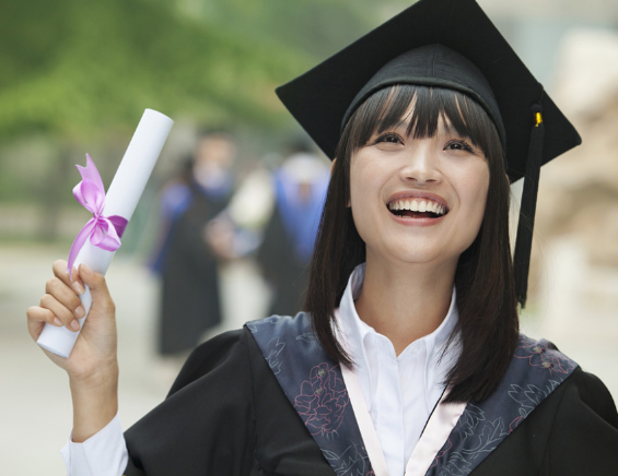 2026年高中毕业可以报考上海成人高考吗?