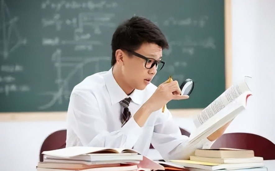 成人高考的科目有哪些？